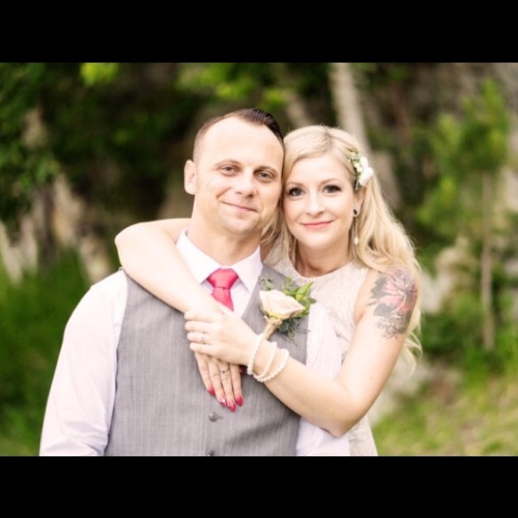 Meet your Posh Ambassador โค๏ธ๐๐๐๐ - Picture 4 of 16